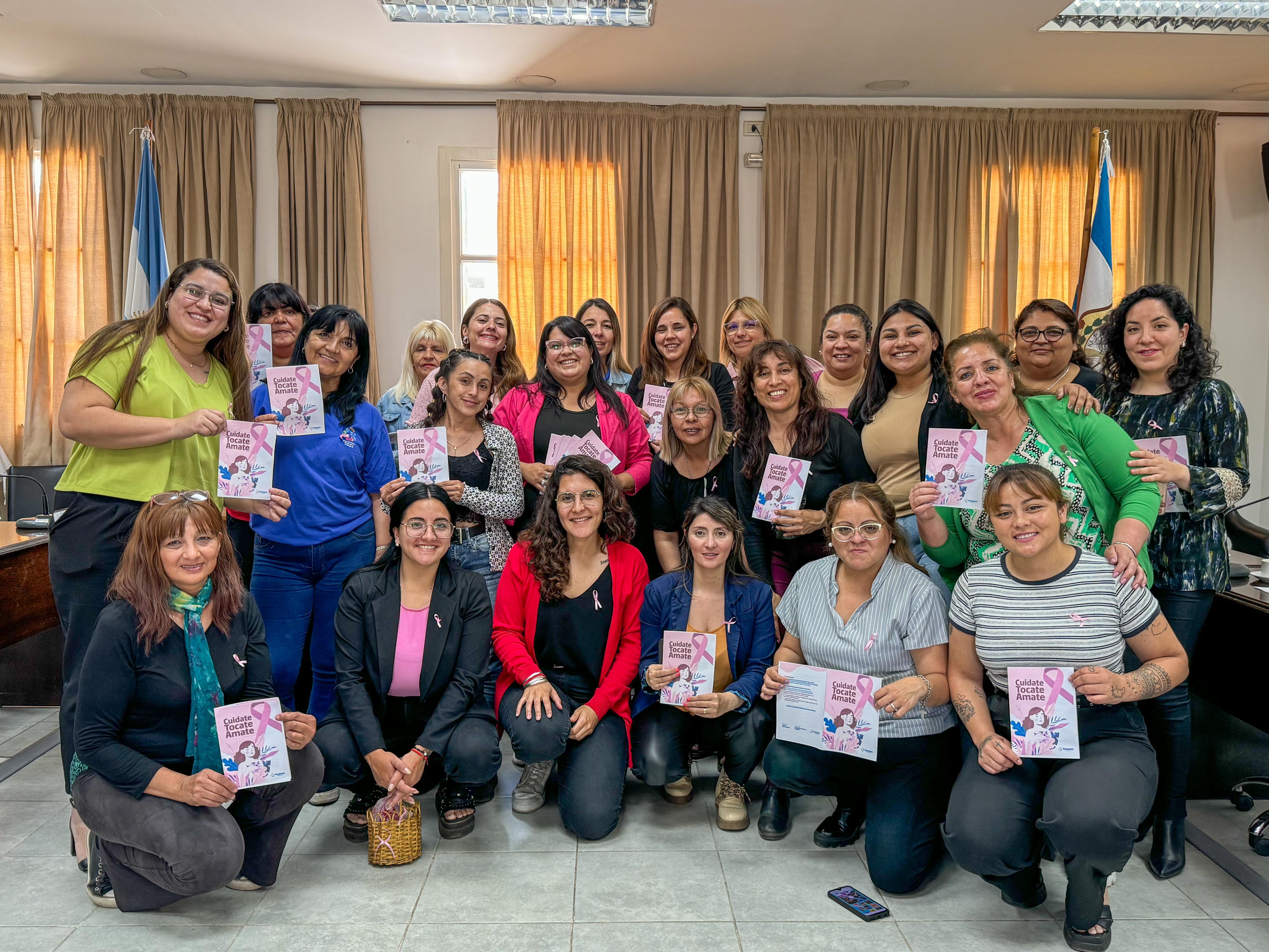 CAPACITACIÓN POR EL DÍA INTERNACIONAL DE LA LUCHA CONTRA EL CÁNCER DE MAMA